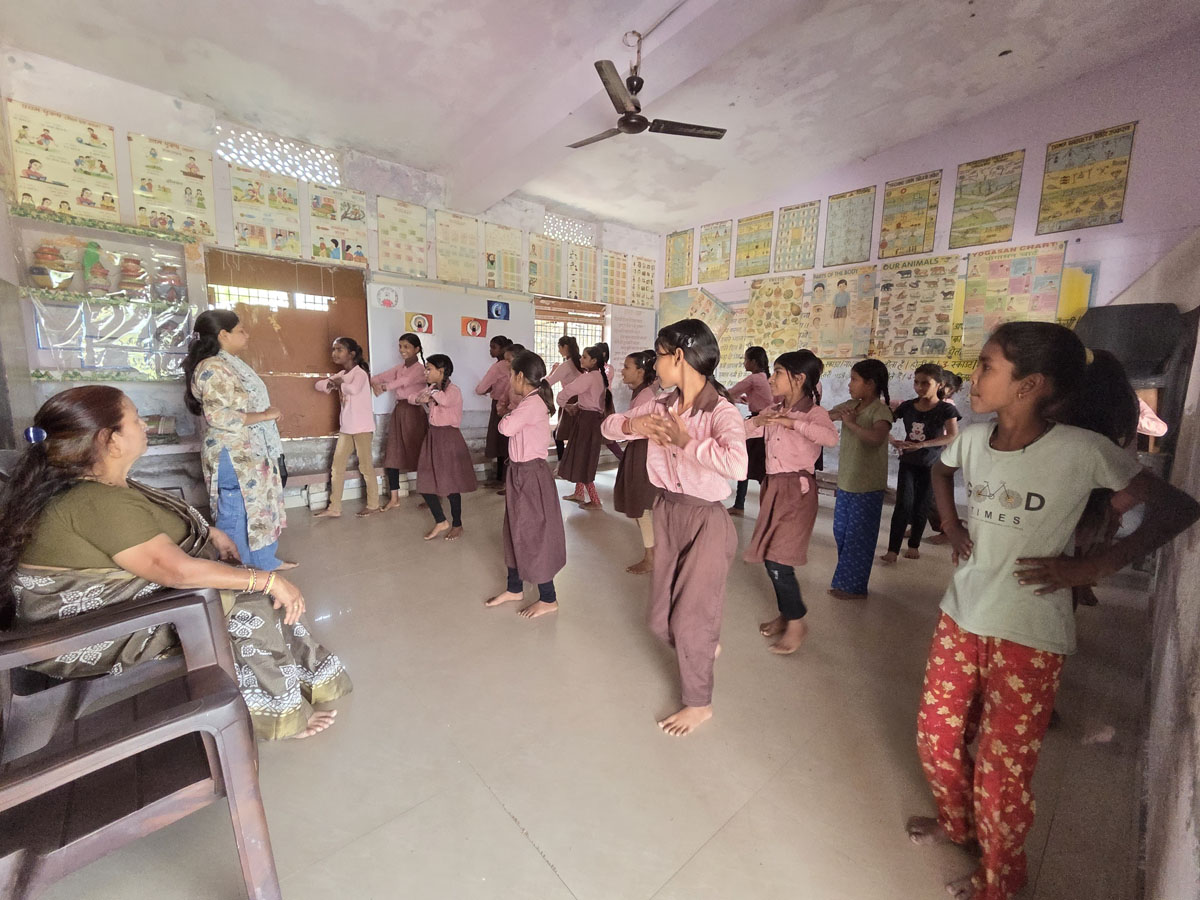 Braj Lok Kala Mandal - Workshop