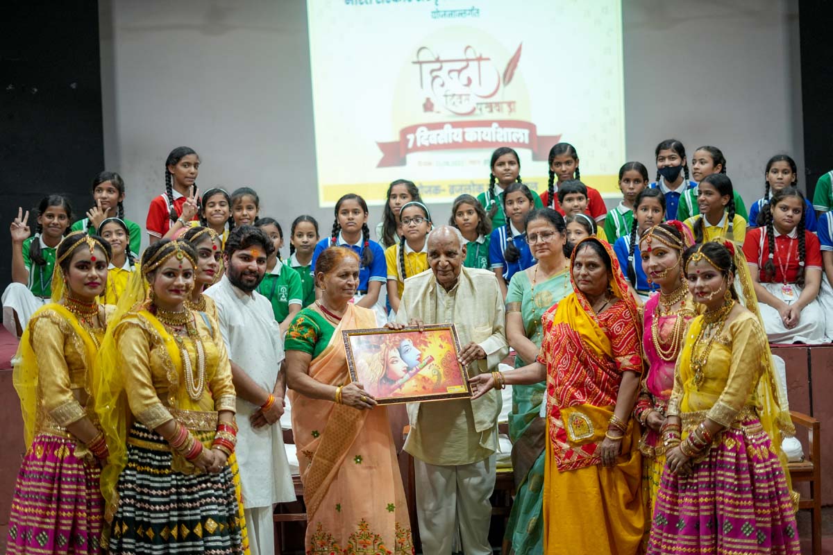 Braj Lok Kala Mandal - Workshop